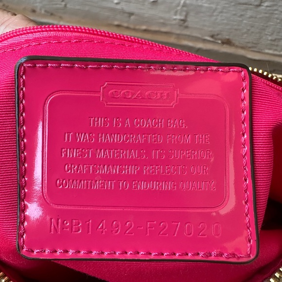 COACH monogram shoulder bag - Picture 16 of 17